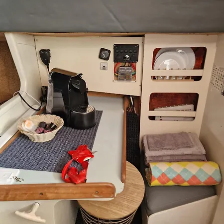 Hotel en barco Skat - Tesouro Na água *